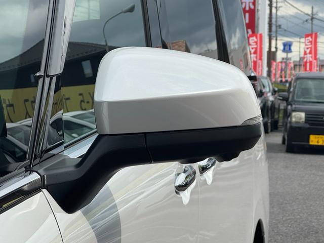 アルファード Ｚ　左右独立式ムーンルーフ　ユニバーサルステップ　デジタルインナーミラー　カラーヘッドアップディスプレイ　パーキングアシスト　ＥＴＣ２．０　フルセグＴＶ　純正１８インチアルミホイール　純正１４インチアルミ（61枚目）