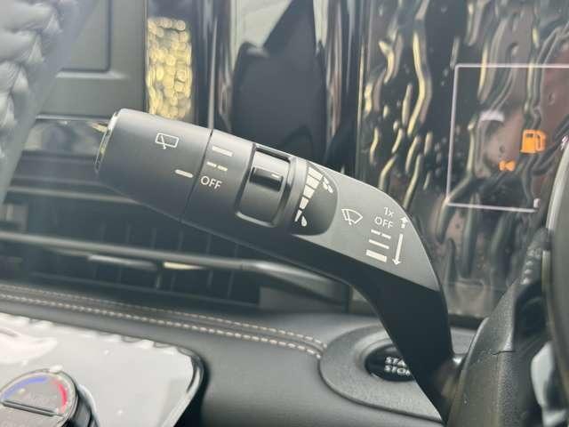 セレナ ｅ－パワー　ハイウェイスターＶ　プロパイロット　クルーズコントロール　車線中央維持　ＬＥＤヘッドライト　ハンズフリースライドドア　全方位カメラ　リヤオートエアコン　インテリジェントントルームミラー　エマージェンシーブレーキ（28枚目）