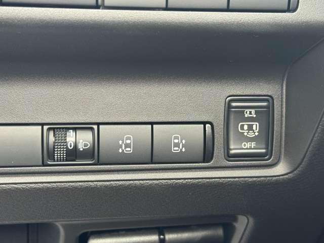 セレナ ｅ－パワー　ハイウェイスターＶ　プロパイロット　クルーズコントロール　車線中央維持　ＬＥＤヘッドライト　ハンズフリースライドドア　全方位カメラ　リヤオートエアコン　インテリジェントントルームミラー　エマージェンシーブレーキ（33枚目）