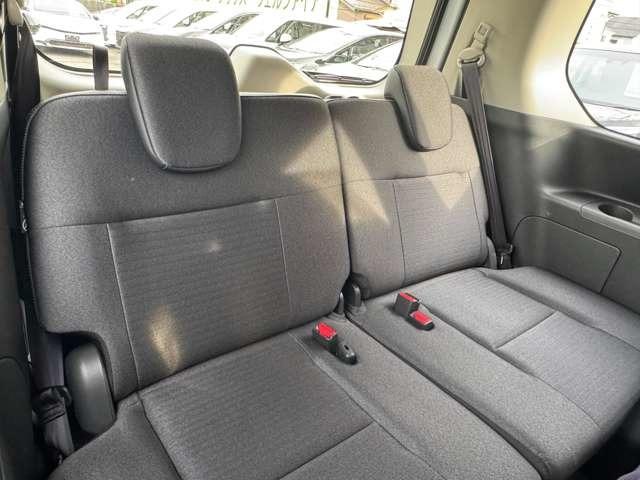 セレナ ｅ－パワー　ハイウェイスターＶ　プロパイロット　クルーズコントロール　車線中央維持　ＬＥＤヘッドライト　ハンズフリースライドドア　全方位カメラ　リヤオートエアコン　インテリジェントントルームミラー　エマージェンシーブレーキ（51枚目）