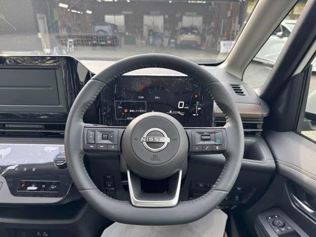 セレナ ｅ－パワー　ハイウェイスターＶ　プロパイロット　クルーズコントロール　車線中央維持　ＬＥＤヘッドライト　ハンズフリースライドドア　全方位カメラ　リヤオートエアコン　インテリジェントントルームミラー　エマージェンシーブレーキ（60枚目）