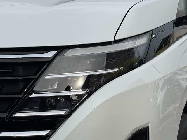 セレナ ｅ－パワー　ハイウェイスターＶ　プロパイロット　クルーズコントロール　車線中央維持　ＬＥＤヘッドライト　ハンズフリースライドドア　全方位カメラ　リヤオートエアコン　インテリジェントントルームミラー　エマージェンシーブレーキ（75枚目）