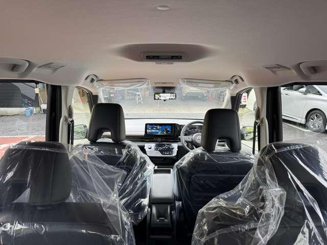 セレナ e-パワー ハイウェイスターV 純正12.3型NISSAN Connectナビ!両側電動スライドドア!ハンズフリースライドドア!ETC2.0!パノラマビュー!シートバックテーブル!電子インナーミラー!衝突軽減ブレーキ!Wエアコン!(13枚目)