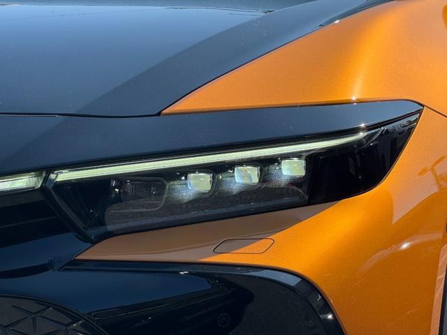 クラウンクロスオーバー ＲＳアドバンスド　純正１２．３型ＤＡ！電子インナーミラー！サンルーフ！全席シートヒーター！前席ベンチレーション！電動リアサンシェード！パノビュー！クルコン！ナビ連動ドラレコ前後！ヘッドアップディスプレイ！（7枚目）