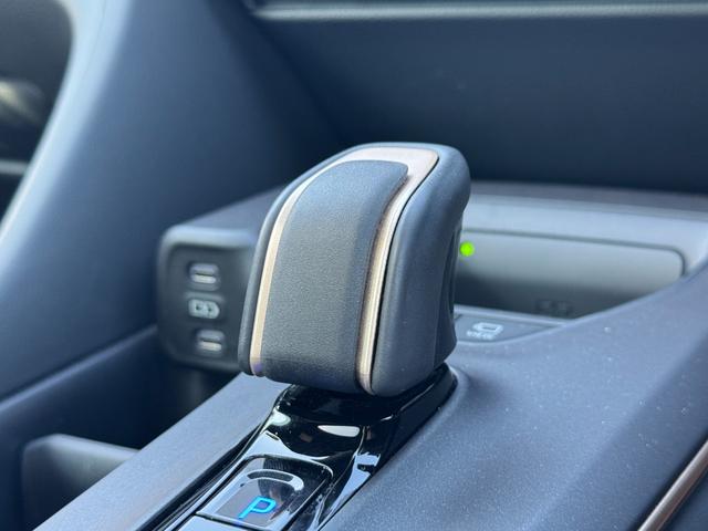 クラウンクロスオーバー ＲＳアドバンスド　純正１２．３型ＤＡ！電子インナーミラー！サンルーフ！全席シートヒーター！前席ベンチレーション！電動リアサンシェード！パノビュー！クルコン！ナビ連動ドラレコ前後！ヘッドアップディスプレイ！（39枚目）