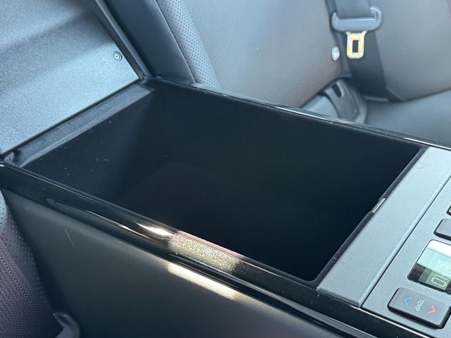 クラウンクロスオーバー ＲＳアドバンスド　純正１２．３型ＤＡ！電子インナーミラー！サンルーフ！全席シートヒーター！前席ベンチレーション！電動リアサンシェード！パノビュー！クルコン！ナビ連動ドラレコ前後！ヘッドアップディスプレイ！（53枚目）