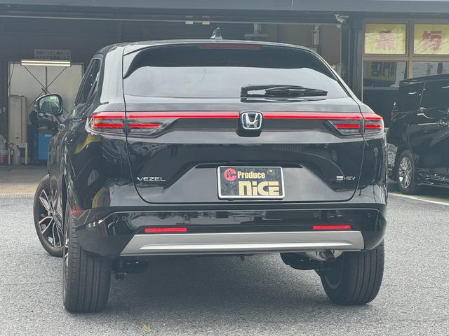 ヴェゼル e:HEV Z 純正18インチアルミホイール!クルコン!衝突軽減!シートヒーター!電動リアゲート!オートエアコン!コーナーセンサー!電動サイドブレーキ!横滑り防止機能!LEDヘッドライト!パワーウィンドウ!(16枚目)