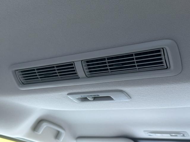 デリカミニ T プレミアム パノラマビュー!シートヒーター!ステアリングヒーター!クルーズコントロール!両側電動スライドドア!オートエアコン!リアサーキュレーター!電動パーキング!シートバックテーブル!(52枚目)