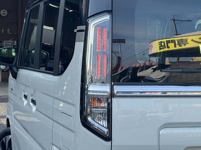 スペーシアカスタム ハイブリッドXS 純正15インチアルミ!両側電動スライド!コーナーセンサー!LEDヘッドライト!電動格納ミラー!クルーズコントロール!電動サイドブレーキ!ヘッドアップディスプレイ!シートヒーター!(70枚目)