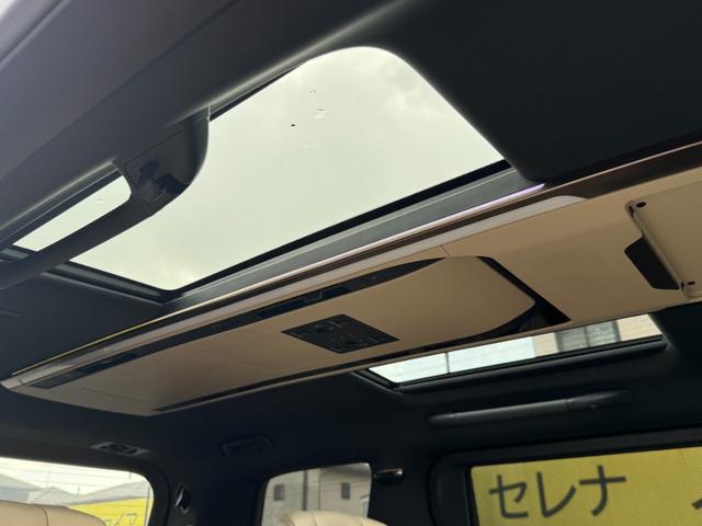 アルファードハイブリッド エグゼクティブラウンジ　ＪＢＬサウンド！ユニバーサルステップ！ムーンルーフ！電子ミラー！ＨＵＤ！パノビュー！ＣＤ・ＤＶＤデッキ！後席モニター！サイドエンブレムイルミ！イルミネーションセット！２列目電動シート！ベージュシート！（8枚目）