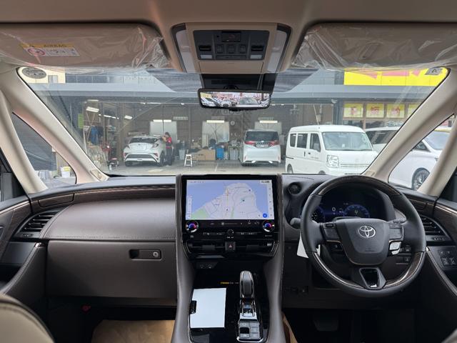 アルファードハイブリッド エグゼクティブラウンジ　ＪＢＬサウンド！ユニバーサルステップ！ムーンルーフ！電子ミラー！ＨＵＤ！パノビュー！ＣＤ・ＤＶＤデッキ！後席モニター！サイドエンブレムイルミ！イルミネーションセット！２列目電動シート！ベージュシート！（26枚目）