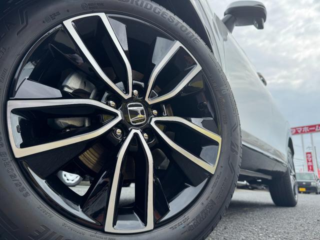 純正１８インチアルミホイール！