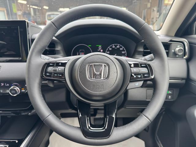 黒を基調とした高級感のある内装デザイン♪