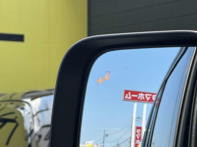 デリカＤ：５ ブラックエディション　純正１８インチアルミホイール！クルーズコントロール！オートライト！ミッションモード！パドルシフト！両側電動スライドドア！電動リアゲート！ステアリングヒーター！（9枚目）