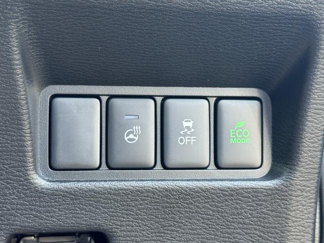 デリカＤ：５ ブラックエディション　純正１８インチアルミホイール！クルーズコントロール！オートライト！ミッションモード！パドルシフト！両側電動スライドドア！電動リアゲート！ステアリングヒーター！（34枚目）