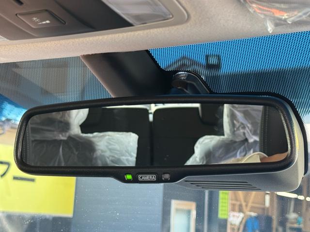 デリカＤ：５ ブラックエディション　純正１８インチアルミホイール！クルーズコントロール！オートライト！ミッションモード！パドルシフト！両側電動スライドドア！電動リアゲート！ステアリングヒーター！（36枚目）