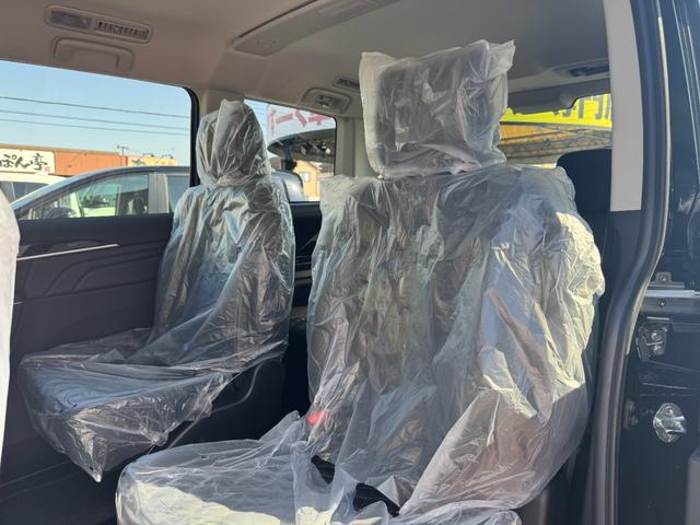 デリカＤ：５ ブラックエディション　純正１８インチアルミホイール！クルーズコントロール！オートライト！ミッションモード！パドルシフト！両側電動スライドドア！電動リアゲート！ステアリングヒーター！（60枚目）