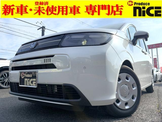 フリード ｅ：ＨＥＶエアー　純正１５インチホイール！両側電動スライドドア！バックカメラ！３列シート！オートエアコン！衝突軽減ブレーキ！電動パーキング！クルーズコントロール！ＬＥＤヘッドライト！（2枚目）