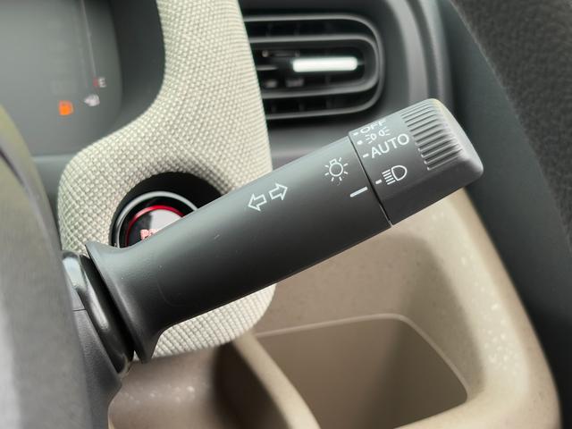 フリード ｅ：ＨＥＶエアー　純正１５インチホイール！両側電動スライドドア！バックカメラ！３列シート！オートエアコン！衝突軽減ブレーキ！電動パーキング！クルーズコントロール！ＬＥＤヘッドライト！（27枚目）