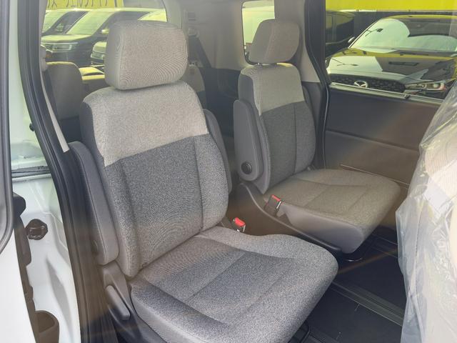 フリード ｅ：ＨＥＶエアー　純正１５インチホイール！両側電動スライドドア！バックカメラ！３列シート！オートエアコン！衝突軽減ブレーキ！電動パーキング！クルーズコントロール！ＬＥＤヘッドライト！（40枚目）