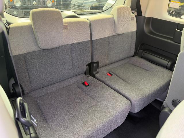 フリード ｅ：ＨＥＶエアー　純正１５インチホイール！両側電動スライドドア！バックカメラ！３列シート！オートエアコン！衝突軽減ブレーキ！電動パーキング！クルーズコントロール！ＬＥＤヘッドライト！（42枚目）