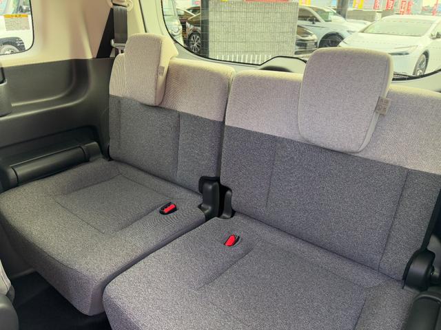 フリード ｅ：ＨＥＶエアー　純正１５インチホイール！両側電動スライドドア！バックカメラ！３列シート！オートエアコン！衝突軽減ブレーキ！電動パーキング！クルーズコントロール！ＬＥＤヘッドライト！（45枚目）