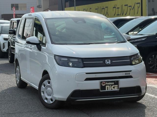 フリード ｅ：ＨＥＶエアー　純正１５インチホイール！両側電動スライドドア！バックカメラ！３列シート！オートエアコン！衝突軽減ブレーキ！電動パーキング！クルーズコントロール！ＬＥＤヘッドライト！（55枚目）