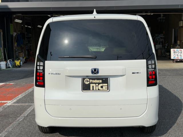 フリード ｅ：ＨＥＶエアー　純正１５インチホイール！両側電動スライドドア！バックカメラ！３列シート！オートエアコン！衝突軽減ブレーキ！電動パーキング！クルーズコントロール！ＬＥＤヘッドライト！（63枚目）