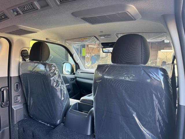 ハイエースバン ロングスーパーGL アースカラーパッケージ!プッシュスタート!デジタルミラー!両側電動スライドドア!衝突軽減ブレーキ!電動格納ミラー!オートハイビーム!100Vコンセント!パワーウィンドウ!オートエアコン!(46枚目)
