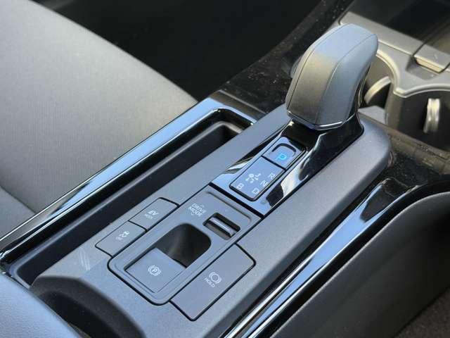 プリウス G 純正8型ディスプレイオーディオ!純正アルミホイール!バックカメラ!ブラインドスポットモニター!シートヒーター!コーナーセンサー!クルーズコントロール!LEDヘッドライト!(39枚目)