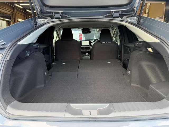 プリウス G 純正8型ディスプレイオーディオ!純正アルミホイール!バックカメラ!ブラインドスポットモニター!シートヒーター!コーナーセンサー!クルーズコントロール!LEDヘッドライト!(47枚目)