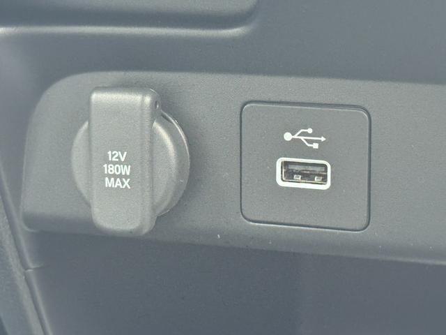 フリード クロスター　純正１５インチアルミホイール　バックカメラ！３列シート！シートヒーター！オートエアコン！衝突軽減！電動パーキング！リアサーキュレーター！ブラインドスポットモニター！（38枚目）