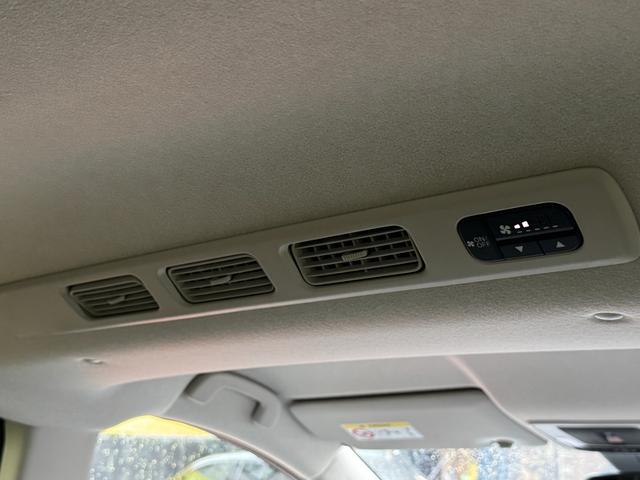 フリード クロスター　純正１５インチアルミホイール　バックカメラ！３列シート！シートヒーター！オートエアコン！衝突軽減！電動パーキング！リアサーキュレーター！ブラインドスポットモニター！（42枚目）