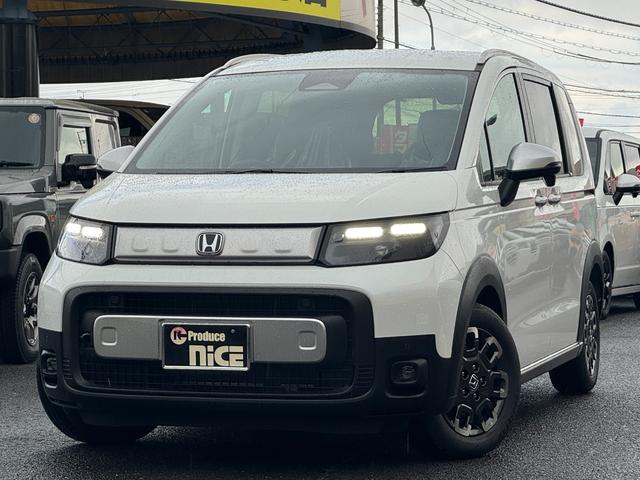 フリード クロスター　純正１５インチアルミホイール　バックカメラ！３列シート！シートヒーター！オートエアコン！衝突軽減！電動パーキング！リアサーキュレーター！ブラインドスポットモニター！（64枚目）