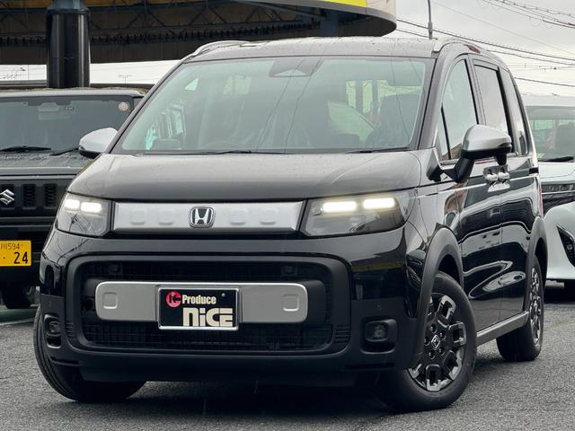 フリード クロスター　純正１５インチアルミホイール　バックカメラ！３列シート！シートヒーター！オートエアコン！衝突軽減！電動パーキング！リアサーキュレーター！ブラインドスポットモニター！（64枚目）