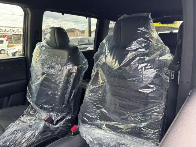 ステップワゴン ｅＨＥＶスパーダプレミアムラインブラックエディション　純正１７インチアルミ！両側電動スライド！１列目２列目シートヒーター！Ｗオートエアコン！ホンダセンシング！ＢＳＭ！電子パーキング！パワーバックドア！シートバックテーブル！オットマン！（57枚目）