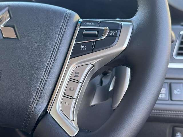 デリカＤ：５ ブラックエディション　純正１８インチアルミホイール！クルーズコントロール！オートライト！ミッションモード！パドルシフト！両側電動スライドドア！電動リアゲート！ステアリングヒーター！（26枚目）