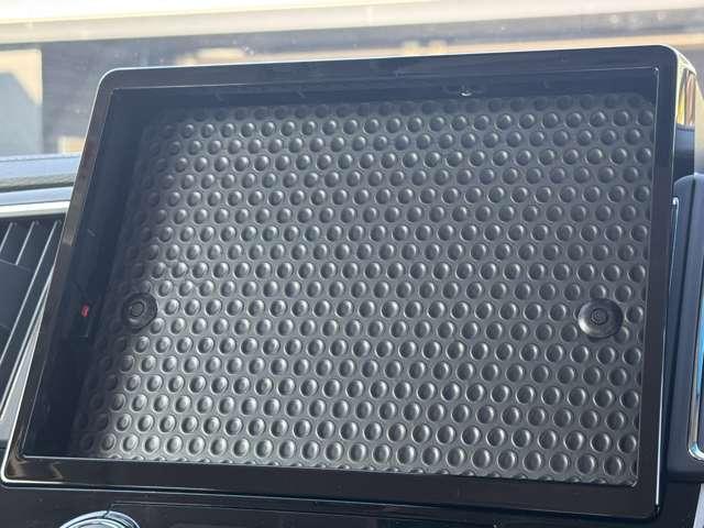 デリカＤ：５ ブラックエディション　純正１８インチアルミホイール！クルーズコントロール！オートライト！ミッションモード！パドルシフト！両側電動スライドドア！電動リアゲート！ステアリングヒーター！（38枚目）