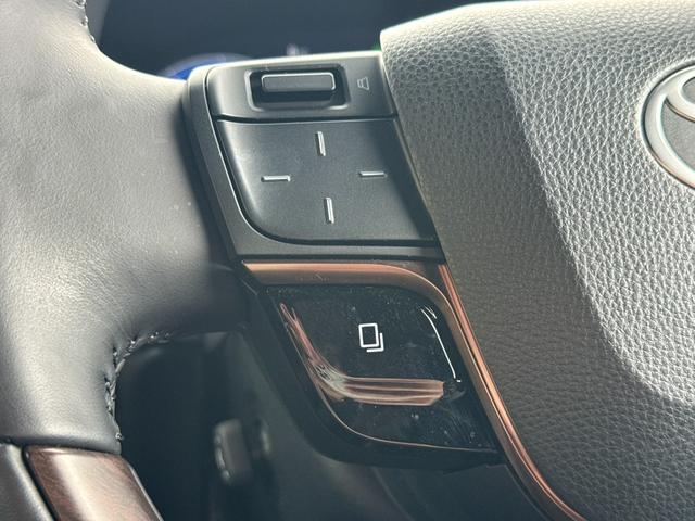 �n���h���͈������܂܊ȒP����B�w�悾���̑���ŃI�[�f�B�I���߁A��i�����̐ݒ�Ȃǂ��ȒP�ɂł��܂��B�n���h���𗣂����Ƃ��Ȃ��A�����̈ړ������Ȃ��h���C�u���y���߂܂��B