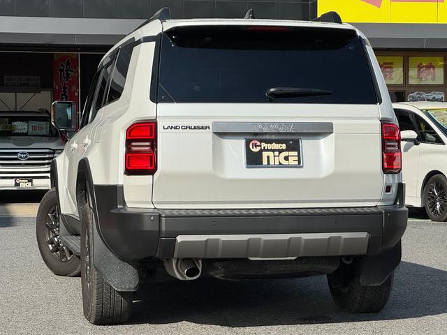 �e��Z���T�[�̏�񂩂瑖�s���̘H�ʏ󋵂𐄒肵�A�쓮�͂��œK������`�t�s�n���[�h�́A�h���C�o�[���烂�[�h�؂�ւ������邱�ƂȂ��A���s�V�[���ɉ��������j���\�������o�����Ƃ��\�ł��B