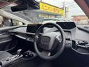 運転席は開放感のある視界で、アイポイントも高いので、女性の方でも運転がすごくしやすいですよ♪