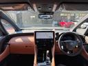 見晴らしの良いコクピットは広い範囲を見渡すことが可能で、リラックスして運転できます!