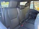 セカンドシートも広々しております！長距離ドライブでもゆったりくつろげます！