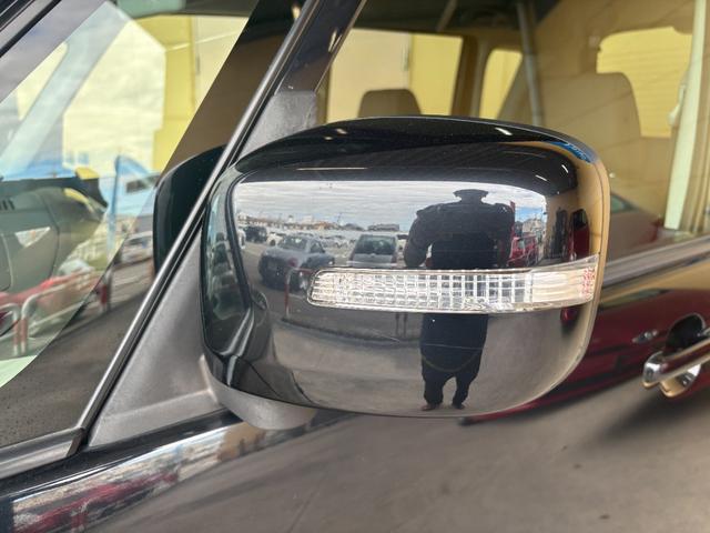 デリカD:2 S 両側電動スライドドア/社外ナビ/ワンセグ/ETC/MD/オートライト/スマートキー/HIDヘッドライト/パワステ/純正14AW/フロントフォグライト(25枚目)