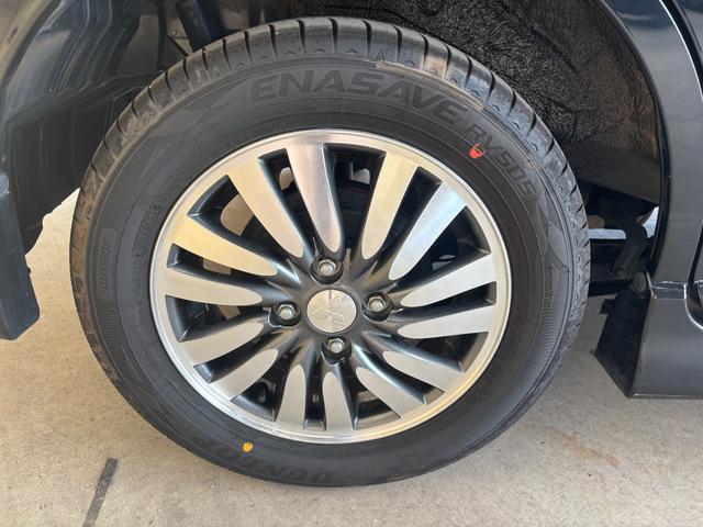 デリカD:2 S 両側電動スライドドア/社外ナビ/ワンセグ/ETC/MD/オートライト/スマートキー/HIDヘッドライト/パワステ/純正14AW/フロントフォグライト(27枚目)