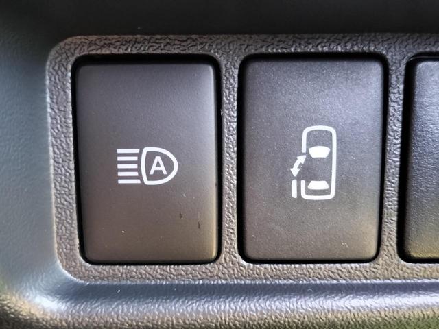 ハイエースワゴン GL ロング ミドルルーフ/プリクラッシュセーフティ/電動スライドドア/デジタルインナーミラー/LEDヘッドライト/新車保証書付/走行36km/パーキングサポートブレーキ/100Vコンセント(8枚目)