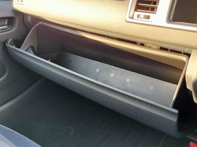 ハイエースワゴン GL ロング ミドルルーフ/プリクラッシュセーフティ/電動スライドドア/デジタルインナーミラー/LEDヘッドライト/新車保証書付/走行36km/パーキングサポートブレーキ/100Vコンセント(44枚目)