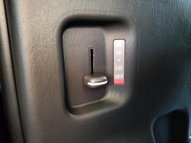 ハイエースワゴン GL ロング ミドルルーフ/プリクラッシュセーフティ/電動スライドドア/デジタルインナーミラー/LEDヘッドライト/新車保証書付/走行36km/パーキングサポートブレーキ/100Vコンセント(63枚目)