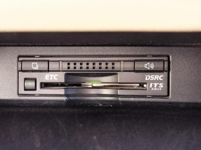 NX NX200t バージョンL 衝突軽減ブレーキ/サンルーフ/3眼LEDヘッドライト/レザーシート/パワーバックドア/フルセグナビ/Bカメラ/レーダークルコン/パーキングセンサー/ETC/ステアリングヒーター(47枚目)