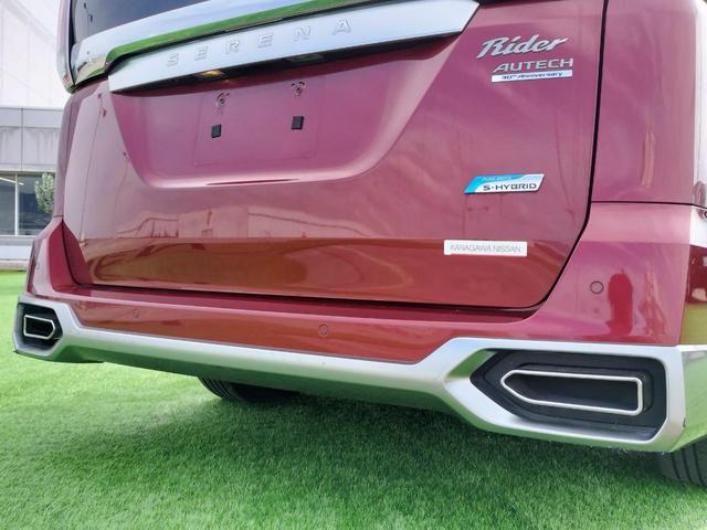 セレナ ライダー　オーテック３０ｔｈアニバーサリー　プロパイロット／エマブレ／セーフティパックＢ／両側電スラ／全方位カメラ／純正フルセグナビ／デジタルインナミラー／革シート／シートヒーター／パーキングアシスト／スマートキー／プッシュスタート（26枚目）